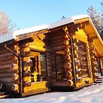 Villa Upea Kelohirsihuvila Rannalla, Myoes Poreamme! Joensuu