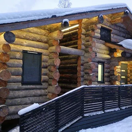 Villa Upea Kelohirsihuvila Rannalla, Myoes Poreamme!