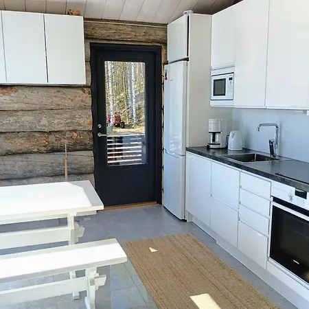 Upea Kelohirsihuvila Rannalla, Myoes Poreamme!