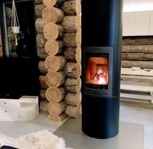 Upea Kelohirsihuvila Rannalla, Myoes Poreamme! Joensuu