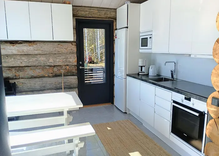 Upea Kelohirsihuvila Rannalla, Myoes Poreamme!